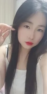 【实拍】河南 - 郑州 玩累了，还有陪玩王者的小姐姐 个人展示图