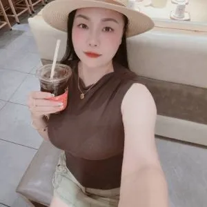 【独家】海南 - 海口 老师 海口服务型少妇 内部实拍
