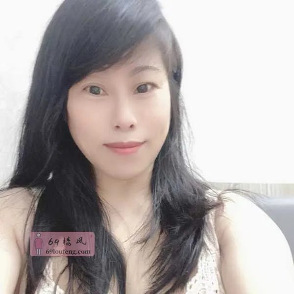 天然巨乳骚妇 - 江苏-南京 楼凤实拍第3张