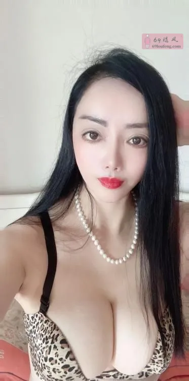大熊细腰美腿少妇 - 江苏-苏州 楼凤实拍第1张