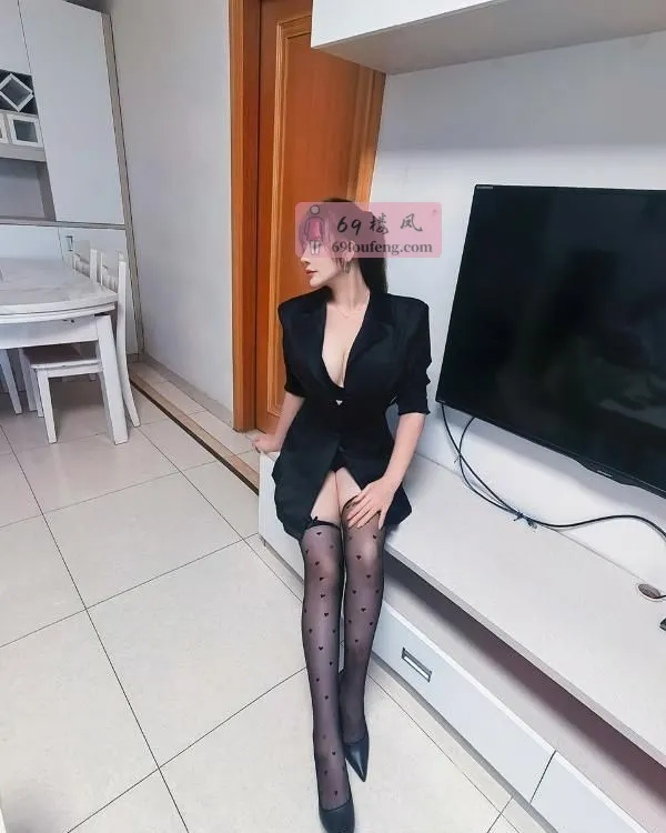 制服诱惑金娜老师 - 广东-广州 楼凤实拍第1张