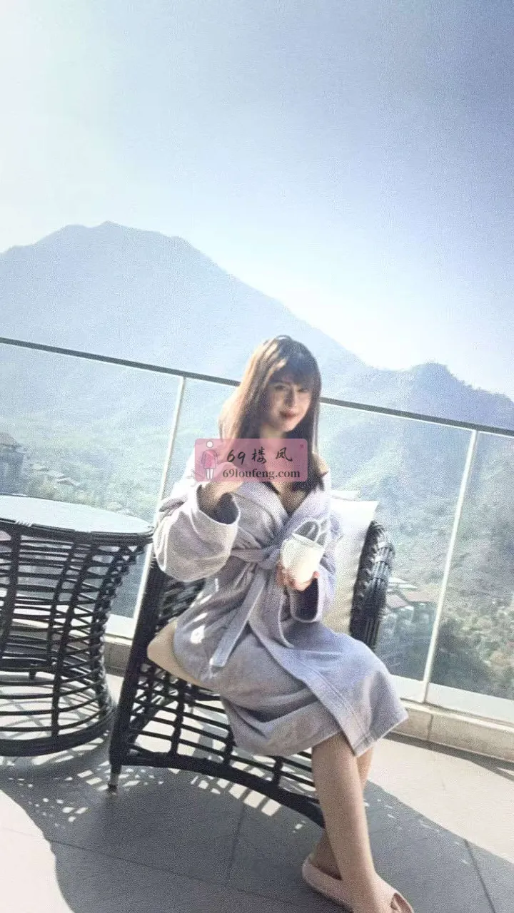 性感胸大水多少妇 - 上海-徐汇区 楼凤实拍第2张