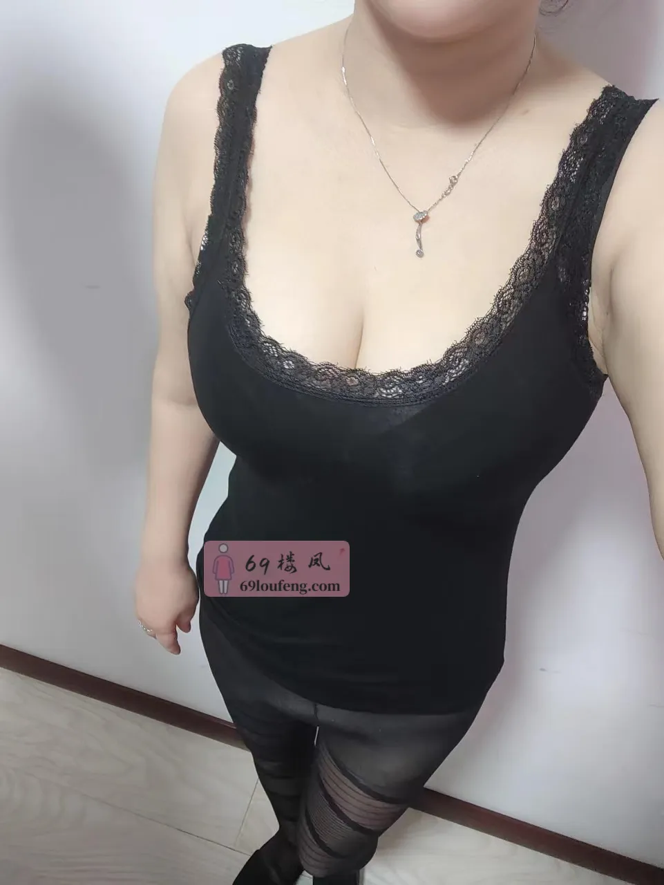 铁西一个熟女，颜值还行，主要是服务超级好 - 辽宁-沈阳 楼凤实拍第3张