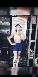 健身萝莉秋姐 真实工作室环境 (地点：重庆 - 渝北区)