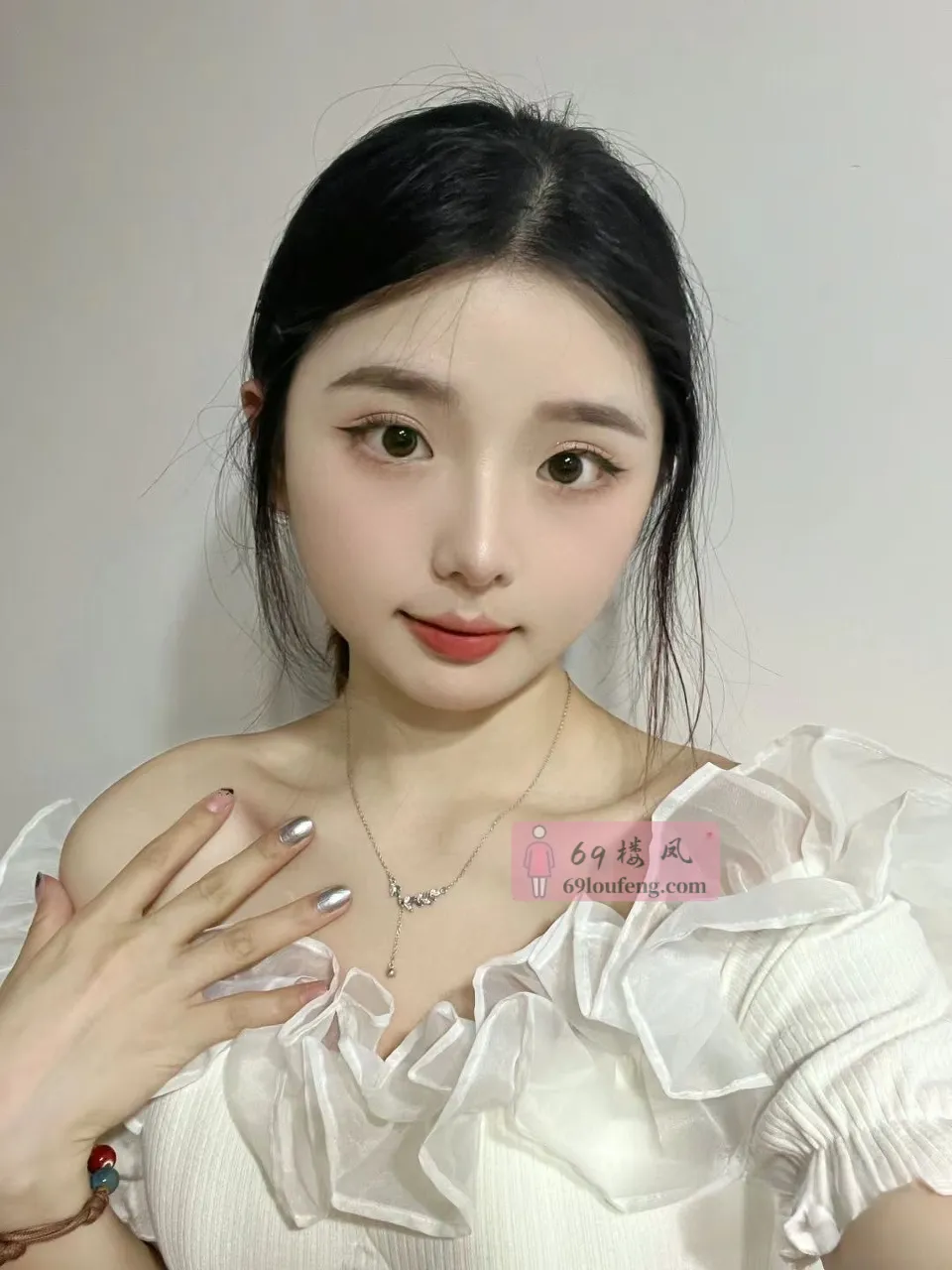 乖巧甜美女孩 - 上海-闵行区 楼凤实拍第2张