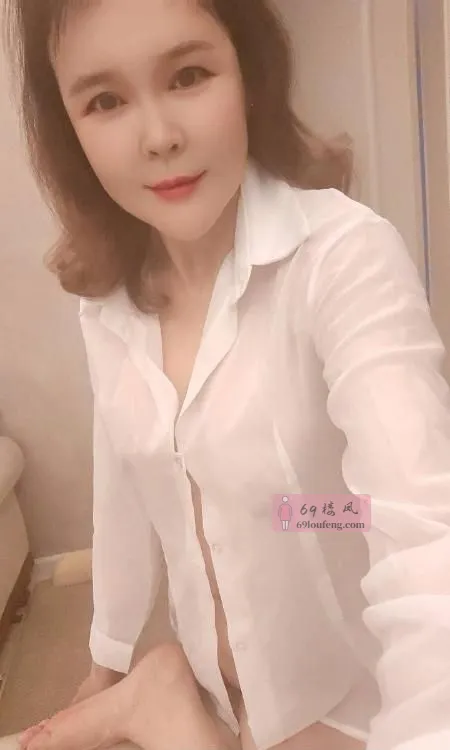 服务系少妇 - 江苏-苏州 楼凤实拍第4张