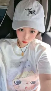 性感网红特丹 真实工作室环境 (地点：黑龙江 - 哈尔滨)