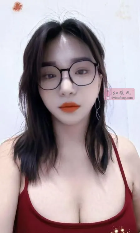 上城戴眼镜的骚妇 - 浙江-杭州 楼凤实拍第2张