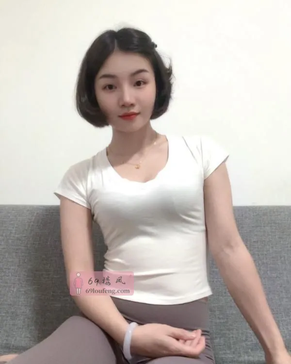 腰细屁股大兼职小姐姐 - 广东-中山 楼凤实拍第3张