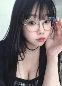 江苏 - 无锡 眼镜妹萌萌 纯天然无科技实景