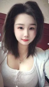 点击查看 陕西 - 西安 大灯欢欢 更多实拍详情