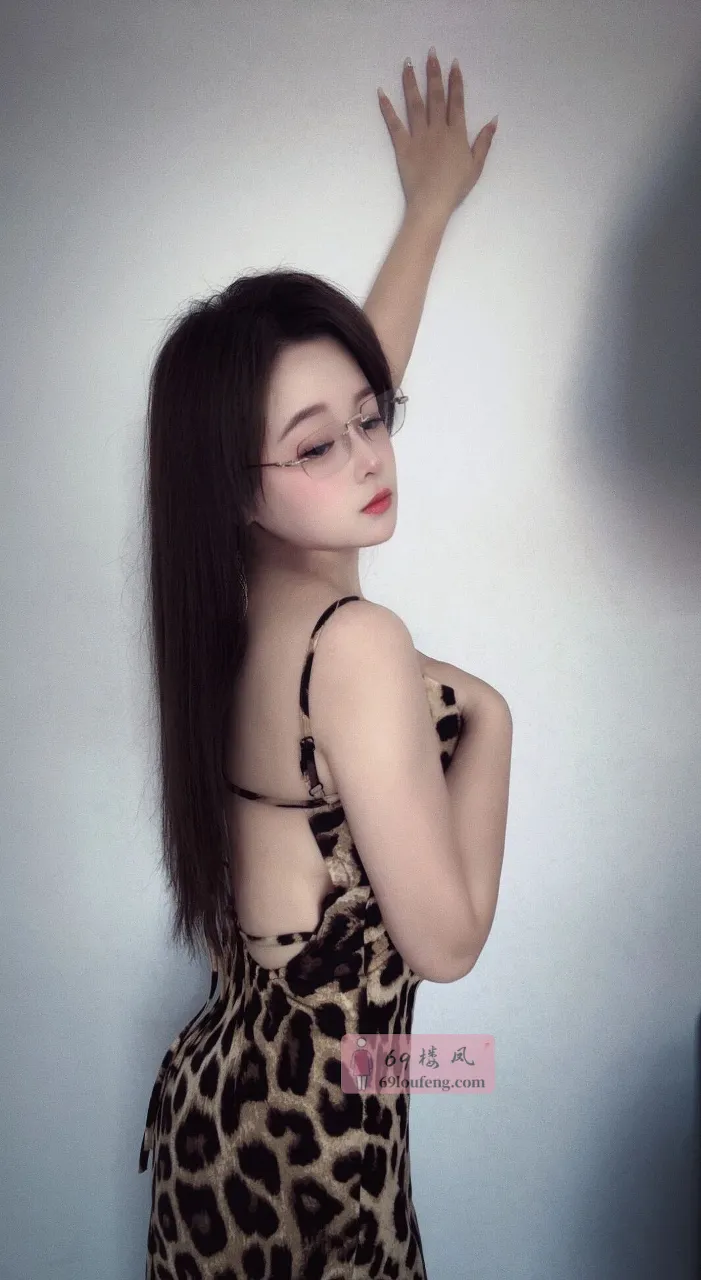 桥西眼镜妹花花 - 河北-石家庄 楼凤实拍第2张