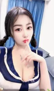 【实拍】江苏 - 苏州 肥臀巨乳露露老师 个人展示图