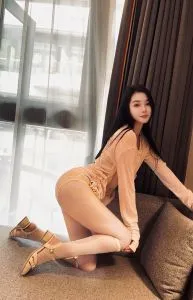 广东 - 广州 附近最火老师 天河美乳服务系诗诗 照片墙
