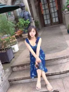 上海 - 虹口区 附近最火老师 清纯性感少妇 照片墙