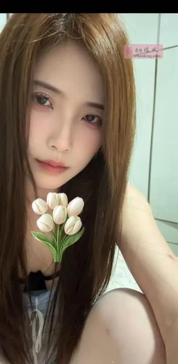 可甜可骚的子希 - 江苏-南京 楼凤实拍第3张