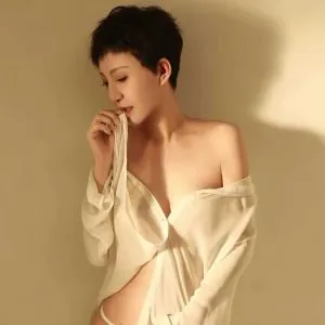 【独家】山东 - 济南 老师 短发售货员 内部实拍