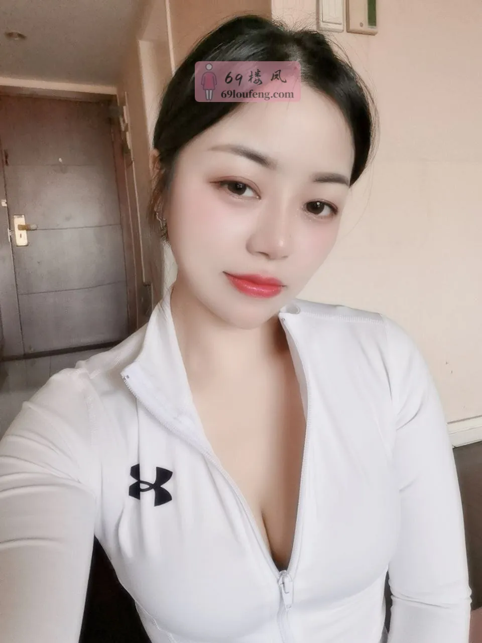花样美少妇 - 江苏-苏州 楼凤实拍第2张