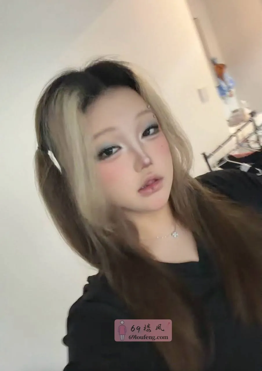 06精神小妹 - 浙江-杭州 楼凤实拍第1张