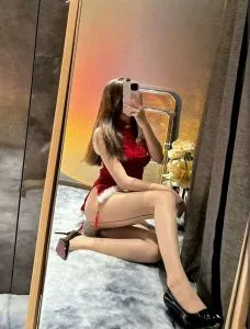 下沙御姐诗诗 现场拍摄照片 (浙江 - 杭州)