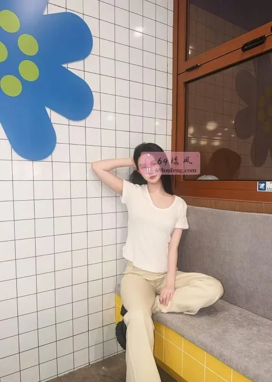 福田酷似名媛姐 - 广东-深圳 楼凤实拍第2张