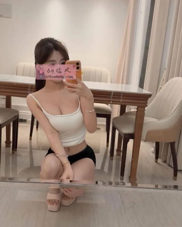 龙华极品高颜值嫩妹 - 广东-深圳 楼凤实拍第1张