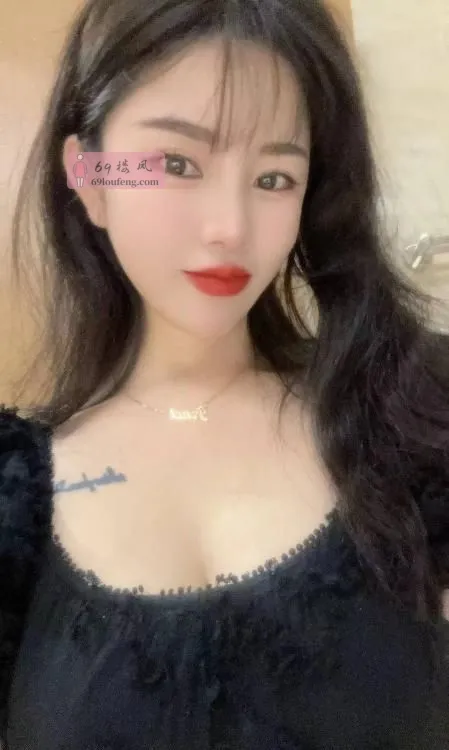 尹山湖大奶子 - 江苏-苏州 楼凤实拍第3张