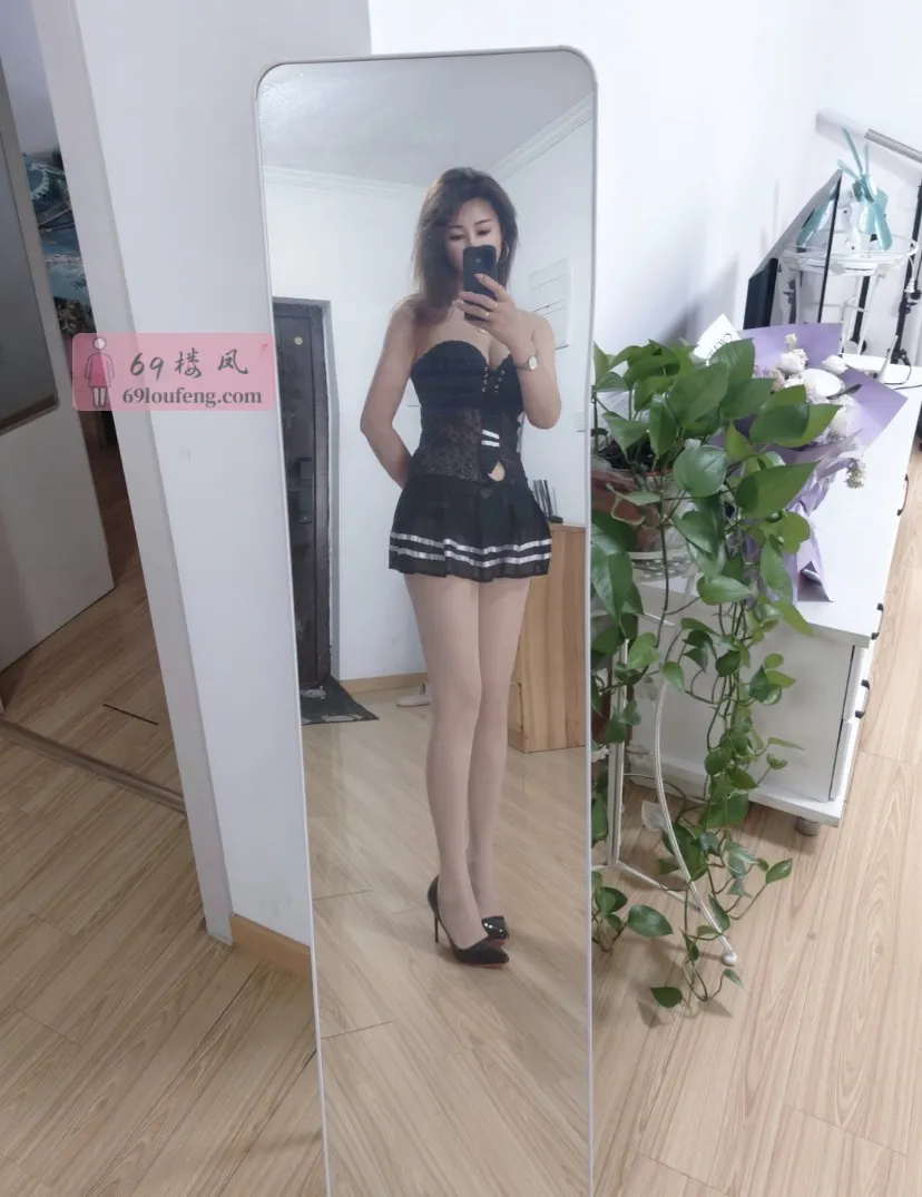 腿很长的少妇 - 江苏-南京 楼凤实拍第1张