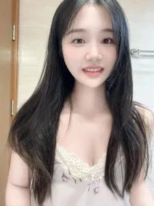 福建 - 厦门 楼凤圈口碑推荐：白嫩大胸性感翘臀老师 照片
