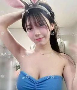 点击查看 广东 - 广州 海珠白皙活力美少女 更多实拍详情