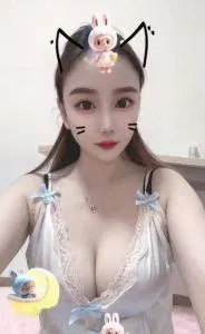 【独家】湖北 - 武汉 老师 性感黑丝妹子 内部实拍