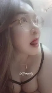 江苏 - 南京 宅男福利推荐：肉坦熟女珠珠 实景
