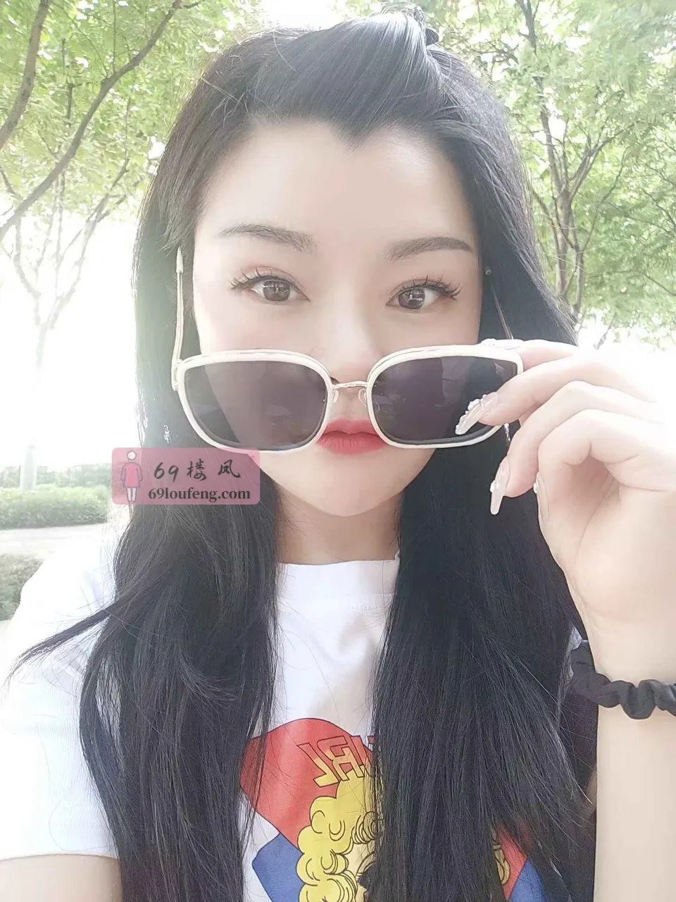 武汉少妇服务天花板 - 湖北-武汉 楼凤实拍第1张