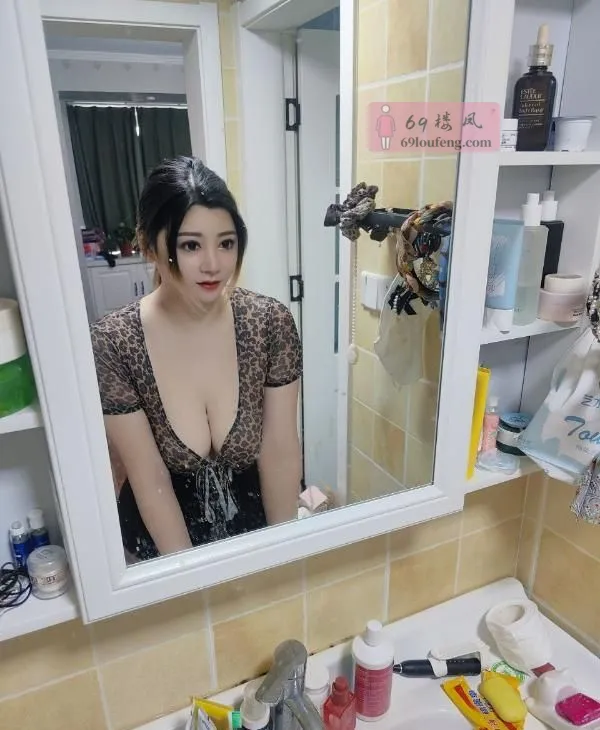 大奶小妮子 - 江苏-南京 楼凤实拍第2张