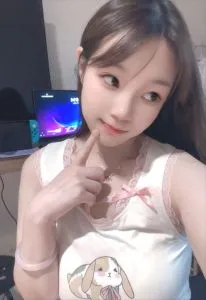 爱Cosplay的嫩妹甜甜 上海 - 普陀区线下实拍无遮挡
