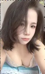 性感良家少妇 真实工作室环境 (地点：天津 - 河西区)