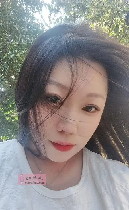 丰满大胸风骚少妇 - 江西-南昌 楼凤实拍第3张