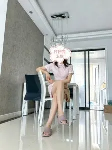 河南 - 郑州高颜值老师东区服务型轻熟女实拍