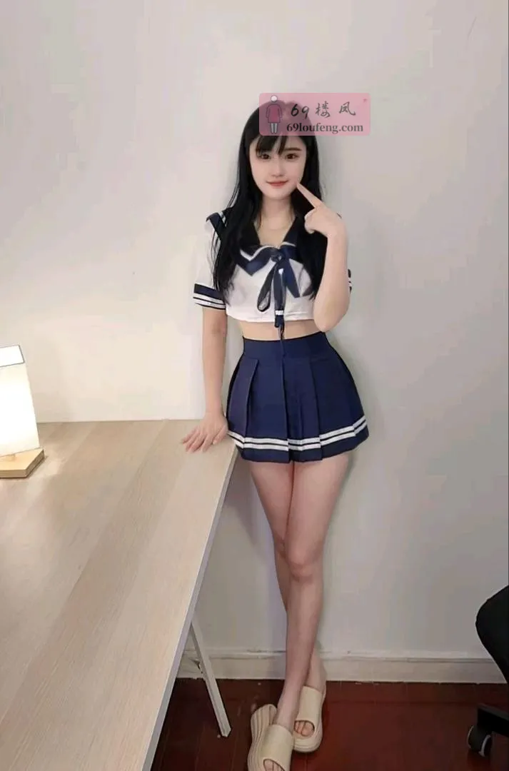 徐汇制服女友七七 - 上海-徐汇区 楼凤实拍第4张