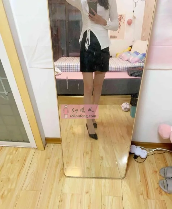 秦淮区婷儿 - 江苏-南京 楼凤实拍第2张