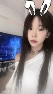 江苏 - 无锡 附近最火老师 抓龙筋蛇纹嫩妹小倩 照片墙