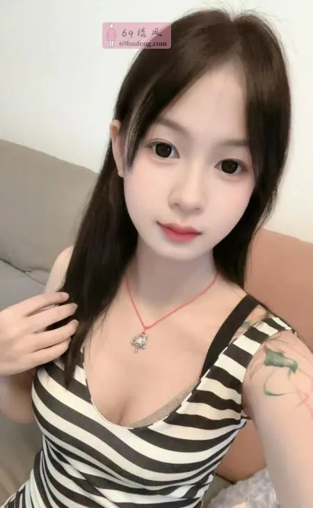 江岸小嫩妹超粉 - 湖北-武汉 楼凤实拍第3张