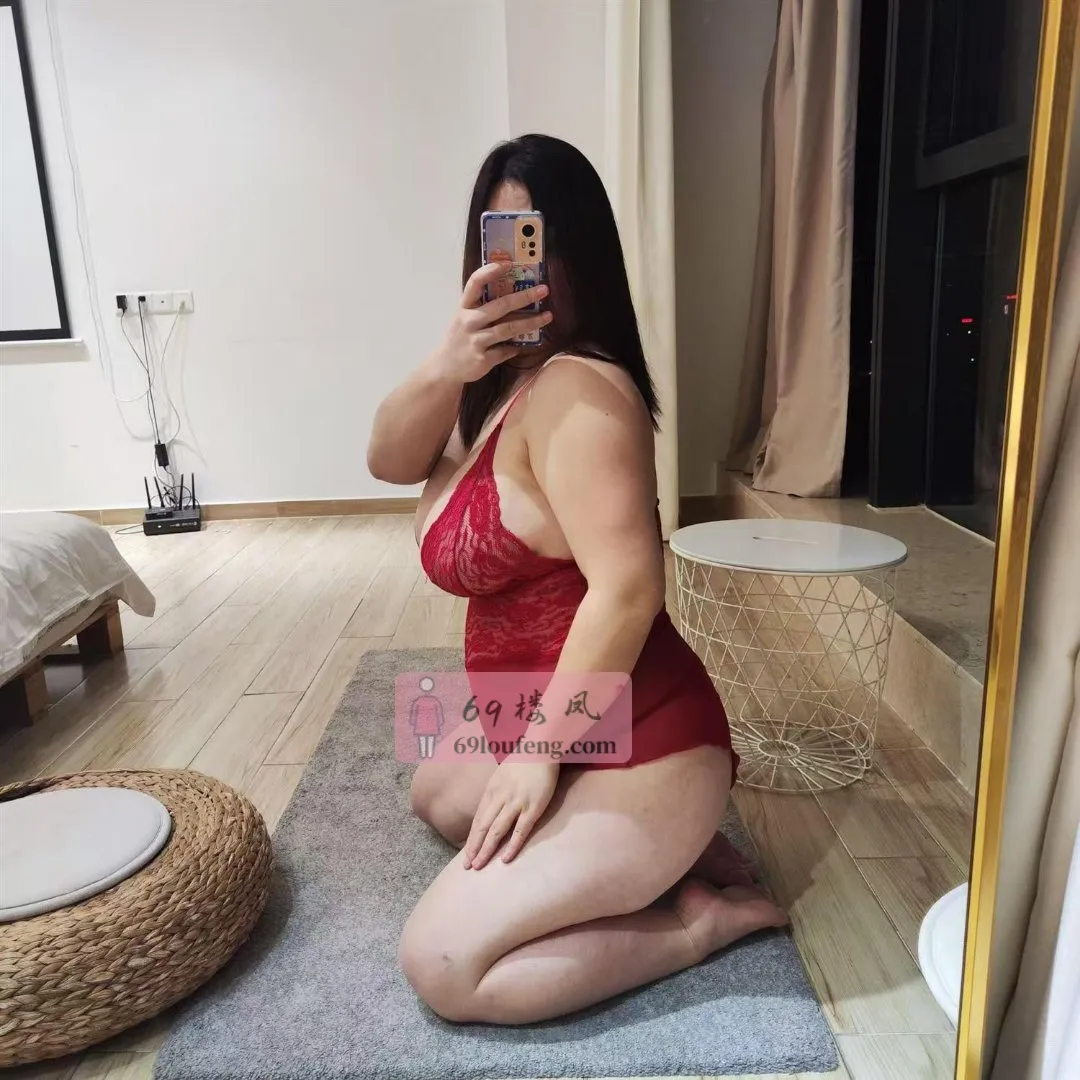 原上海肥妞来金陵开了 软软糯糯大肥逼，30cm巨屌不见底！ - 江苏-南京 楼凤实拍第2张