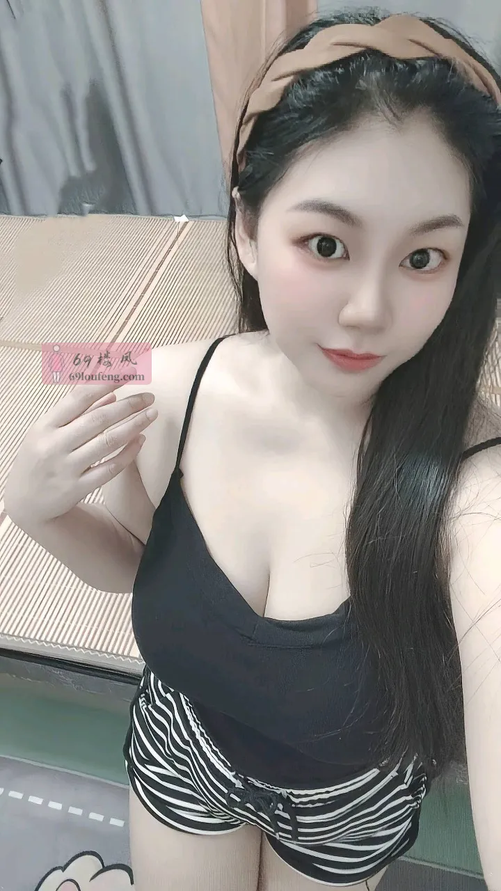 成熟大胸女思思 - 上海-宝山区 楼凤实拍第1张