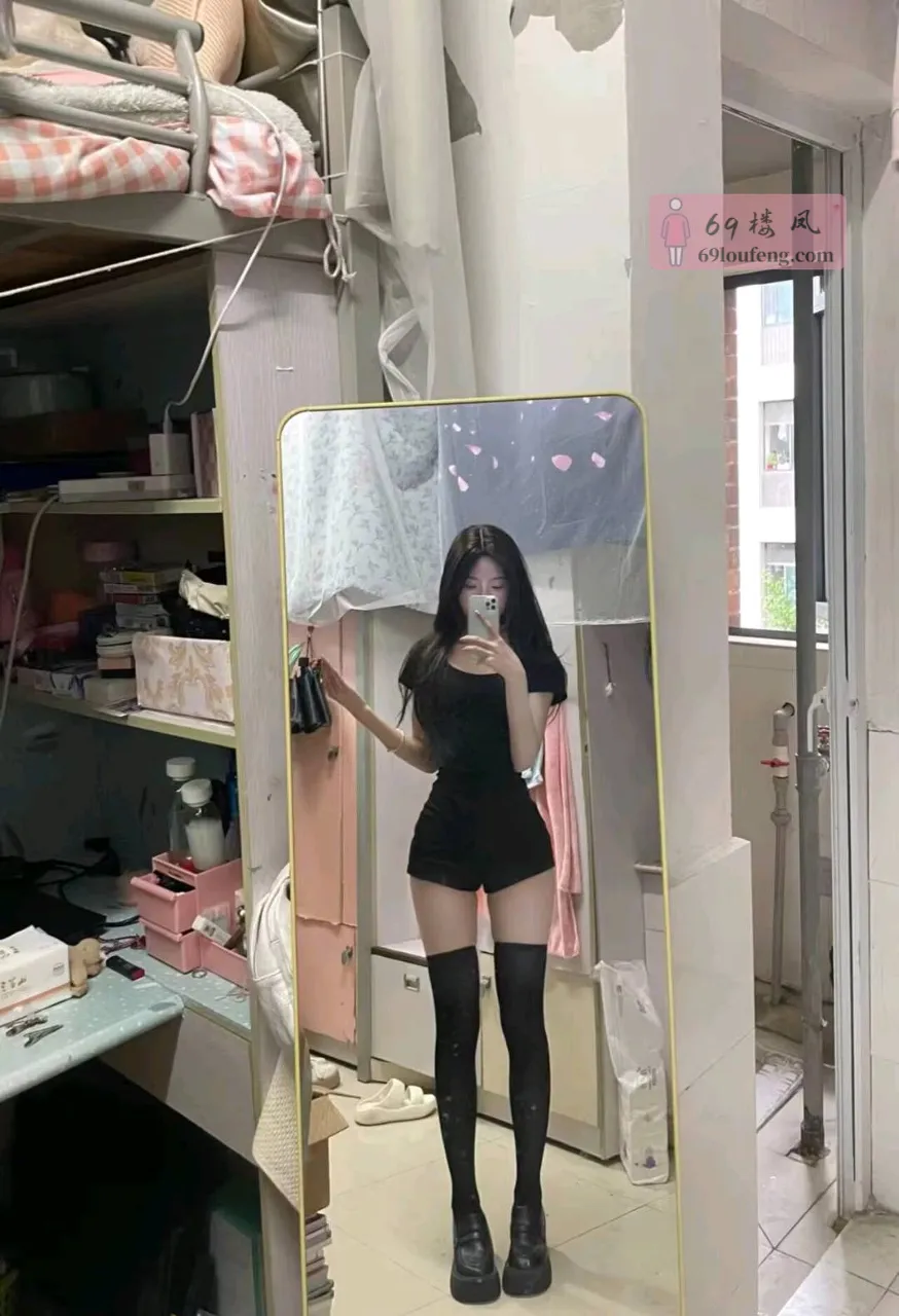 无锡学妹兼职 - 江苏-无锡 楼凤实拍第1张
