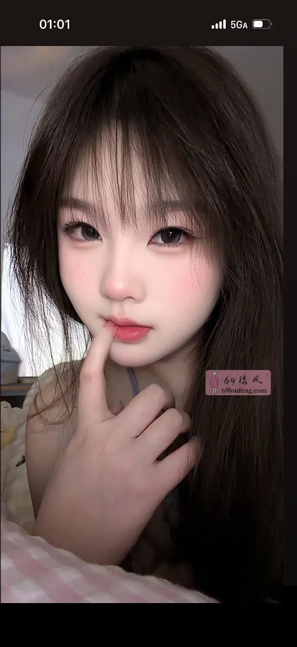 大胸性感喷水小妹 - 四川-成都 楼凤实拍第2张