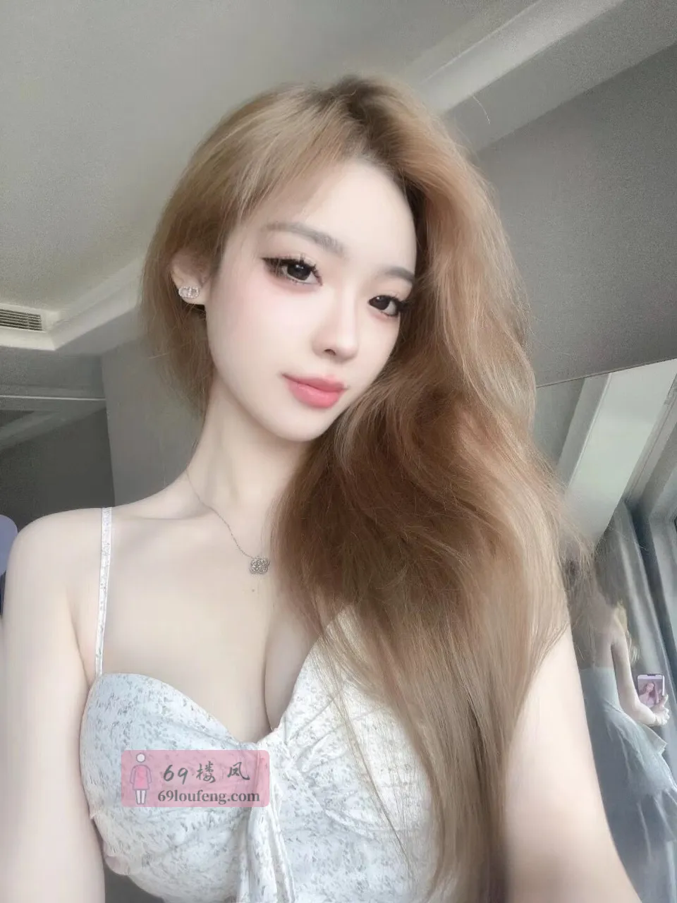 洪山区纯欲妹子梨形美臀一线天 - 湖北-武汉 楼凤实拍第1张