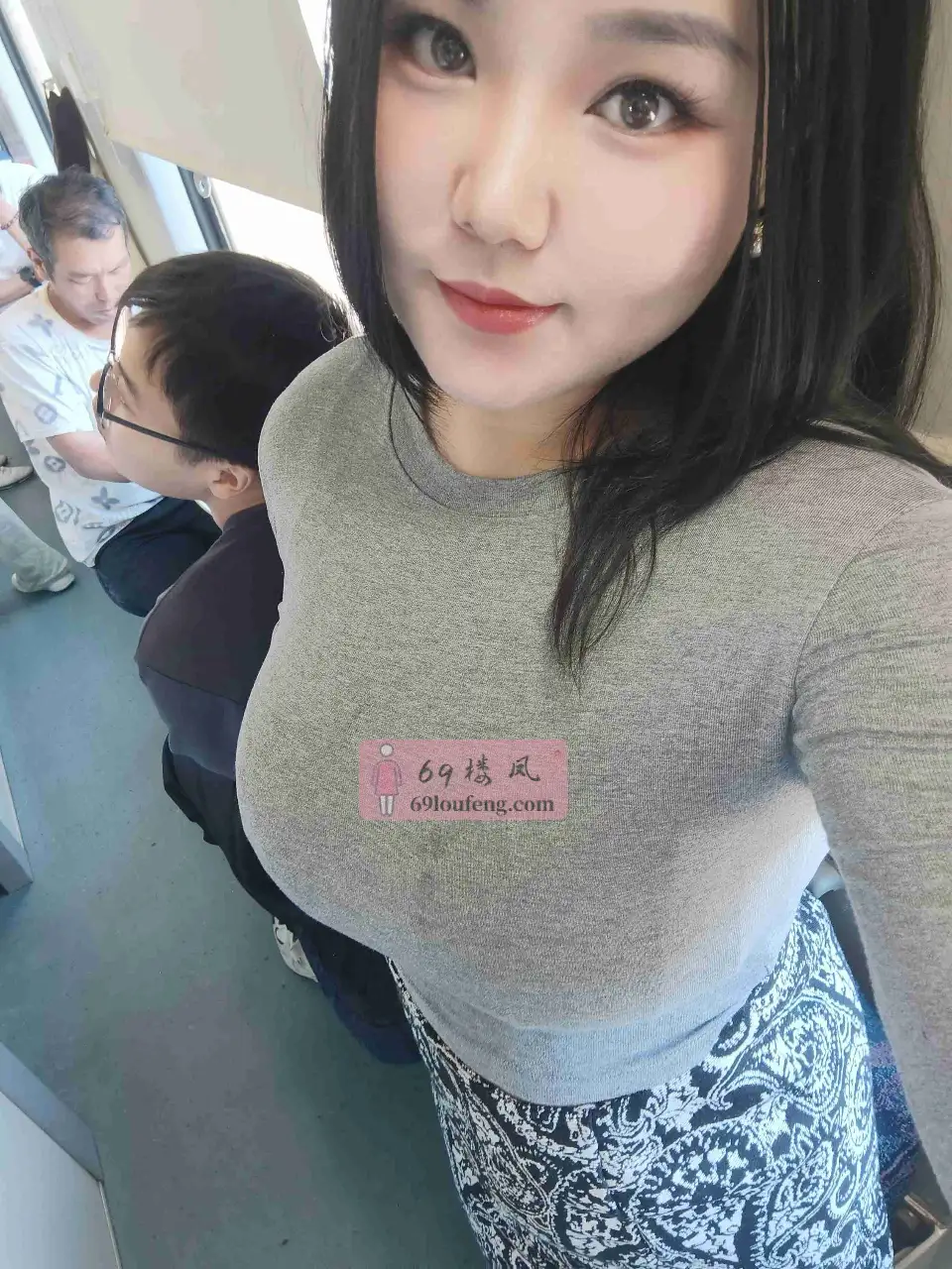 昆明巨乳小楼 - 云南-昆明 楼凤实拍第2张