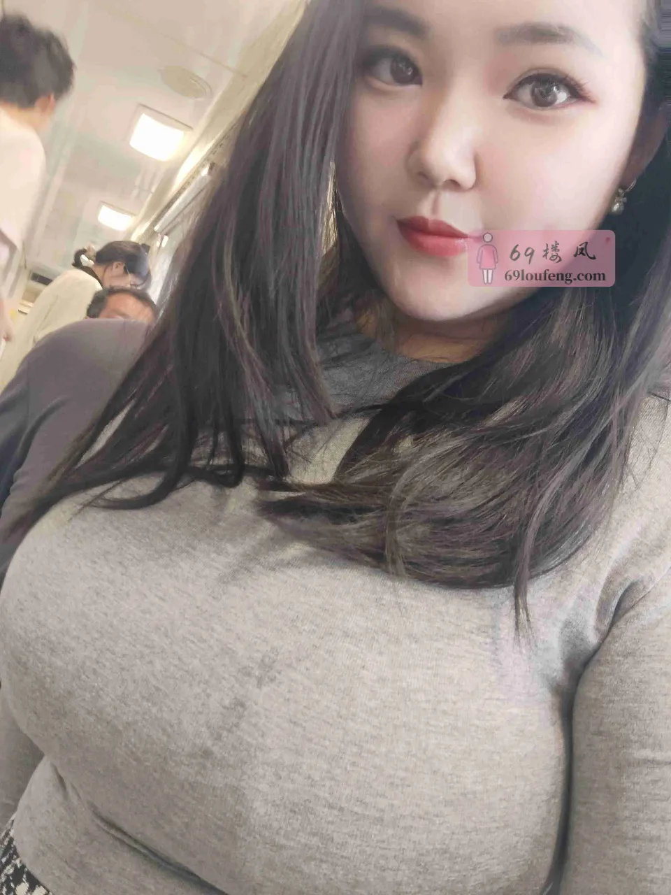昆明巨乳小楼 - 云南-昆明 楼凤实拍第1张