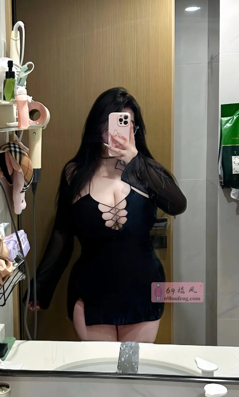 再刷BBW,沉迷冷白皮坦克无法自拔，肉肉的三点粉！ - 江苏-南京 楼凤实拍第4张